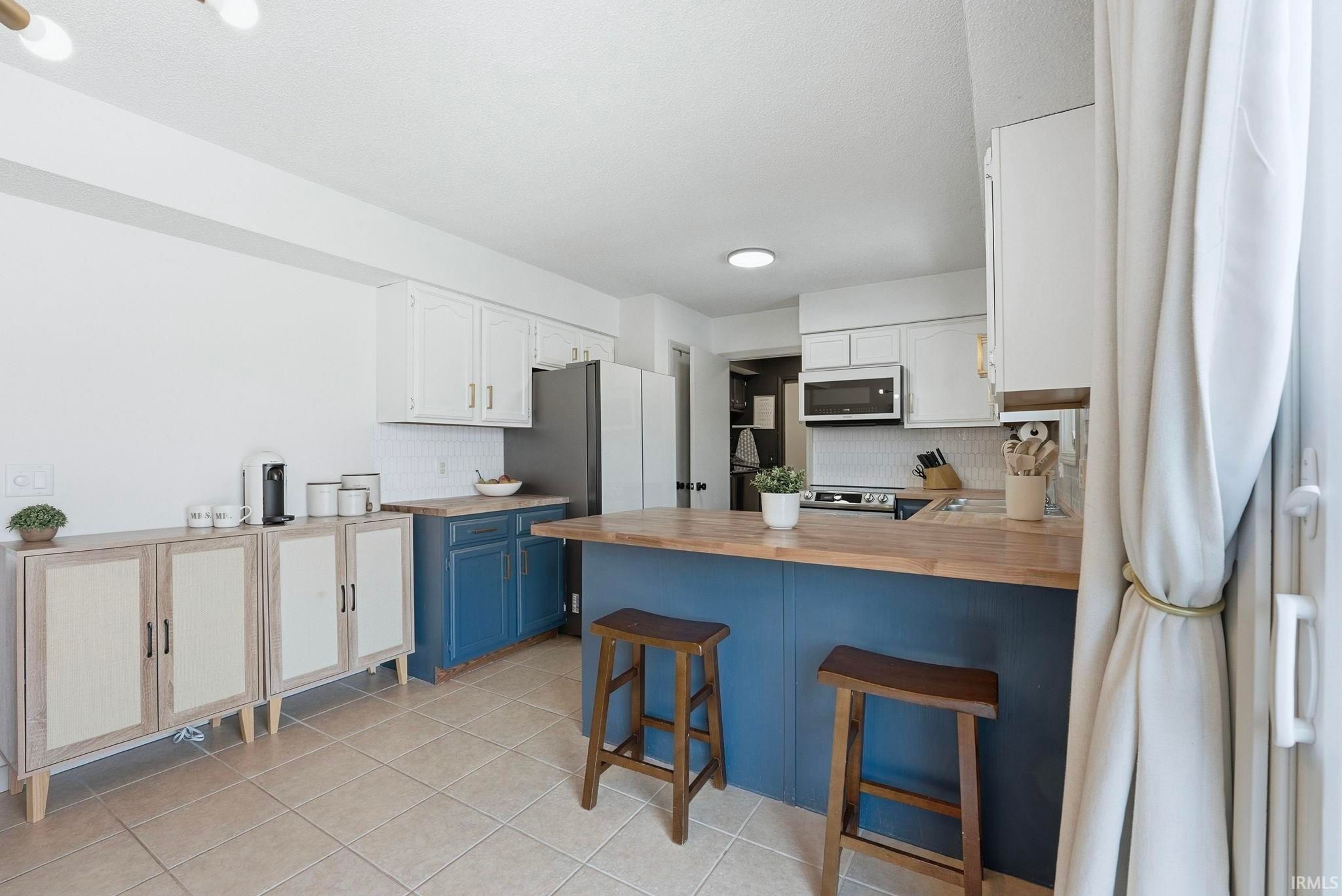 Image of 8527 Deer Brook Place